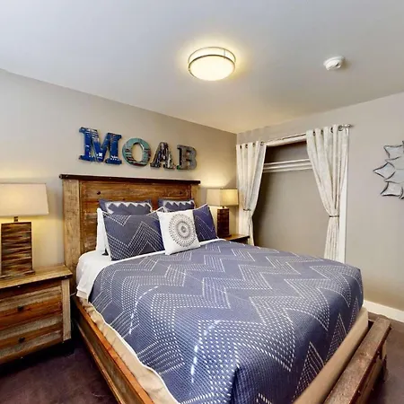 Downtown Cozy Home Base - Purple Sage 5 Moab Exterior photo